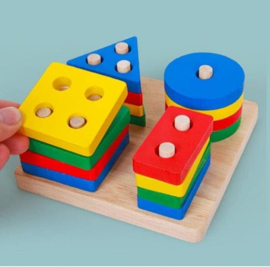 Wooden shape sorter (4 shapes)